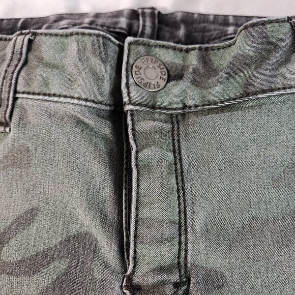 Flip Side Juniors Sz 9 Reversible Skinny Jeans Green Camo Stretch Comfort Skinny - Picture 8 of 12